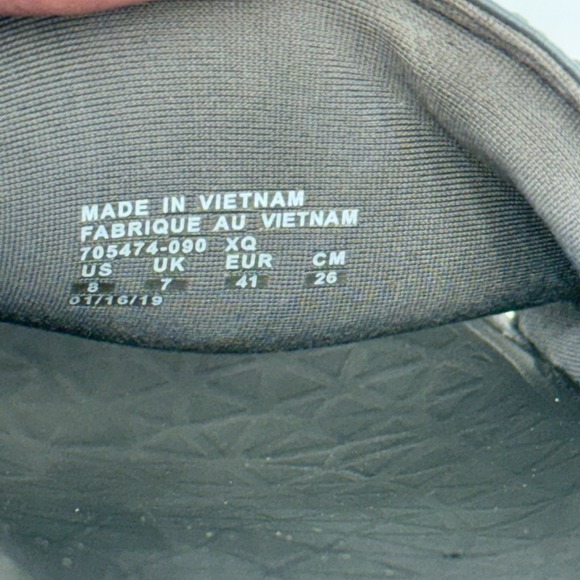 Nike Benassi Solarsoft Slides Mens 8 US Sandals Grey Black  Comfort 705474-090 - Picture 8 of 8